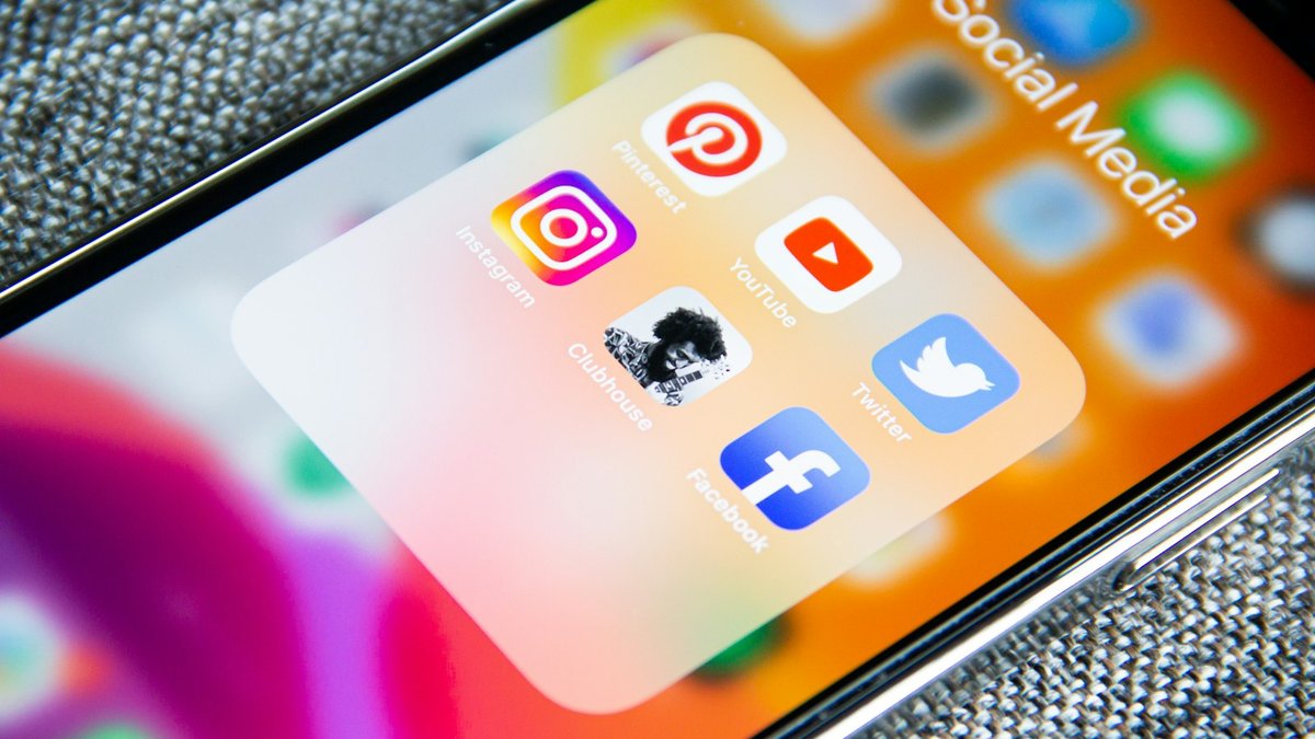 Small business growth guide: Social Media Advertising for Small Business: A 2025 Guide